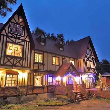 ペンション ちゃうちゃう Acomodação com café da manhã Hakuba Exterior foto